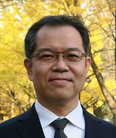 岸　邦宏